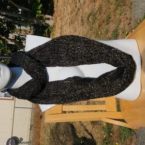 Women's Scarf Color Black/Metal Green  size os